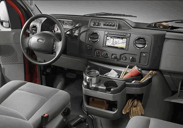 wpid-2011-Ford-E-Series-Econoline-Van-Interior-2011-08-5-15-24.gif