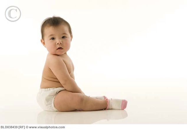 wpid-asian_baby_sitting_on_floor_bld038439-2012-05-29-04-02.jpg