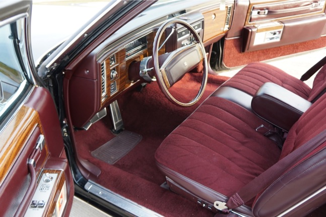 1977 Cadillac Sedan DeVille