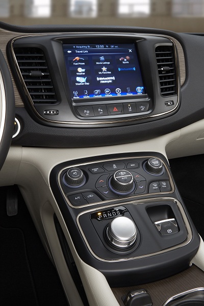 wpid-Chrysler-200-Uconnect-2015-09-17-22-50.jpg